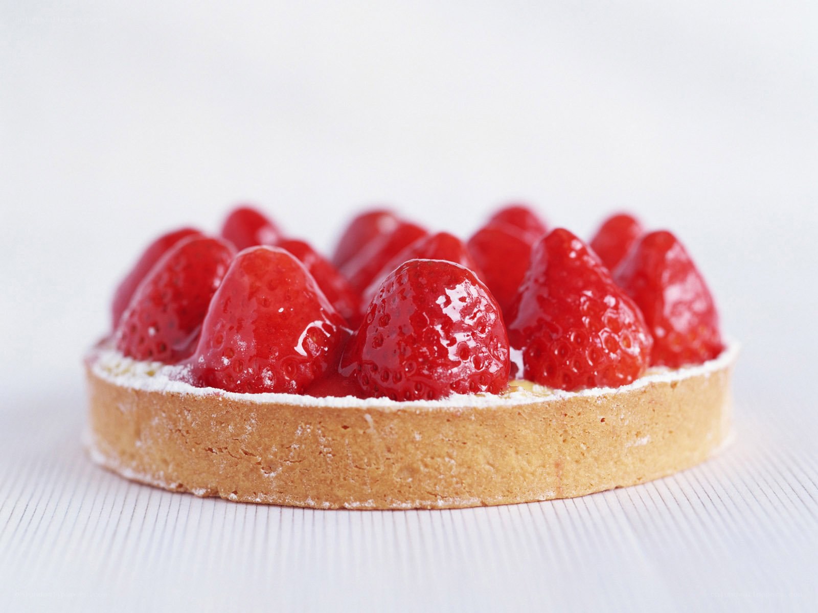 strawberry tart dessert