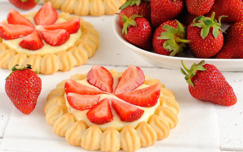 Strawberry Tartlets — Red