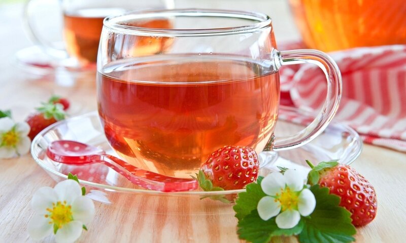 Strawberry Tea in Glass Cup — Red, Calm, Afternoon