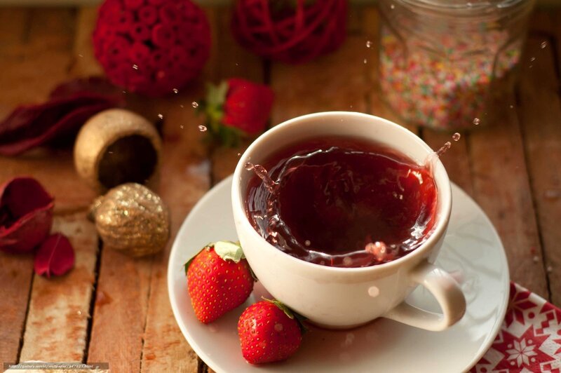 Strawberry Tea Splashing — Red, Cozy, Photograph