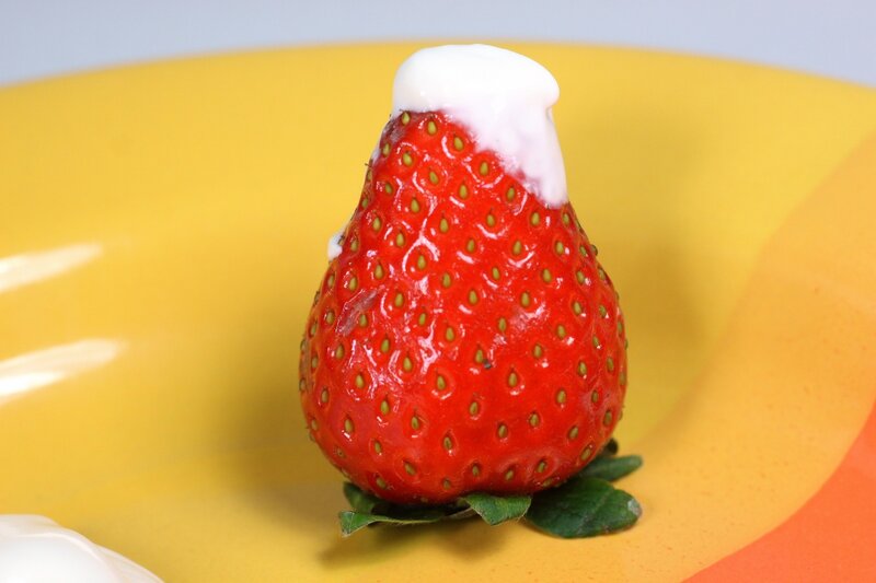 Strawberry with Cream — Red