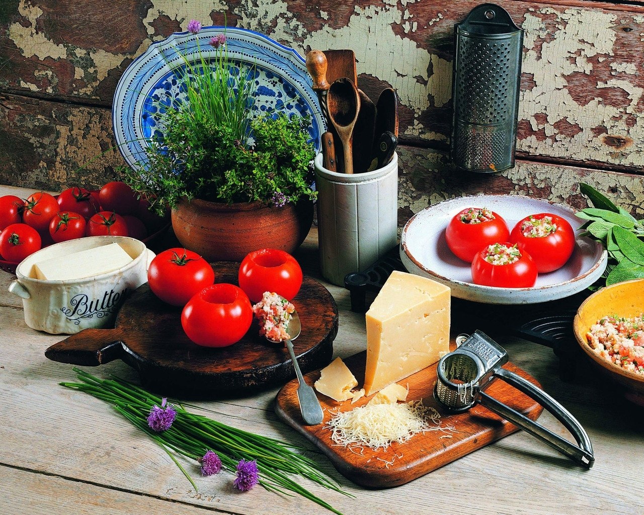 Stuffed tomatoes and cheese preparation