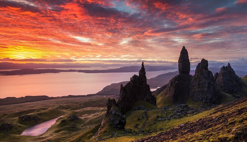 Stunning sunset over the Old Man of Storr