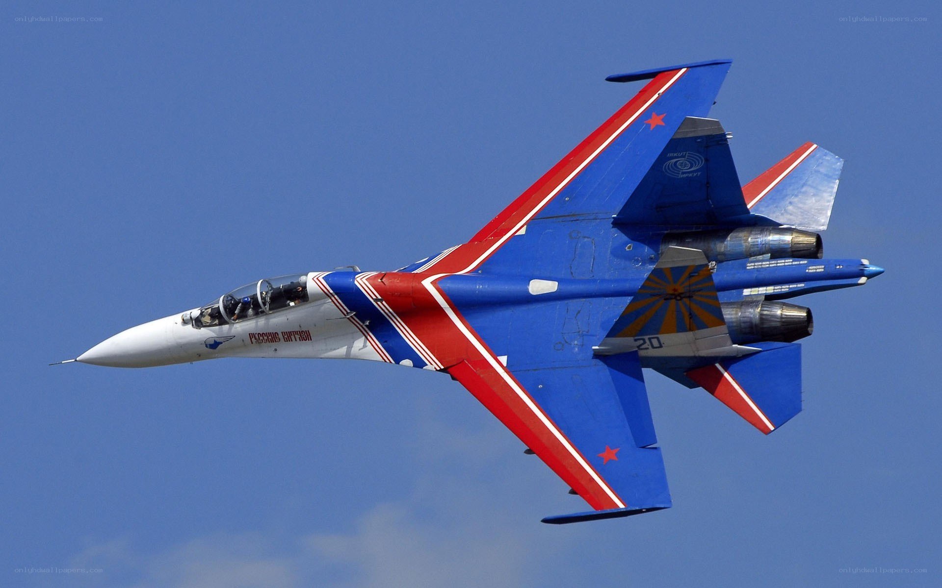 Su-27 fighter jet in flight