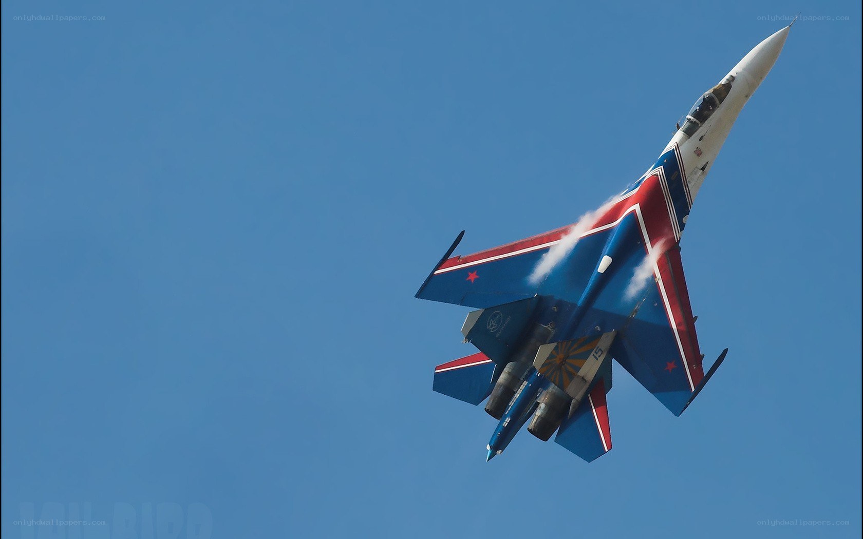 Su-27 fighter jet in flight