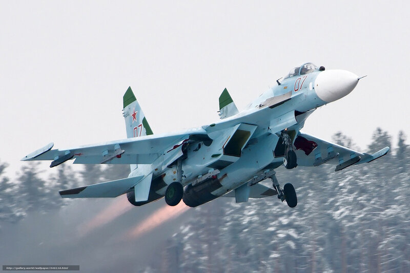 Su-30 Fighter Jet — Gray, Dramatic, Winter, Photograph