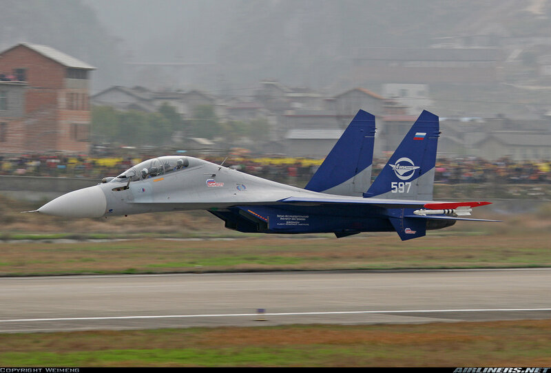Su-30 Fighter Jet — Gray, Dynamic