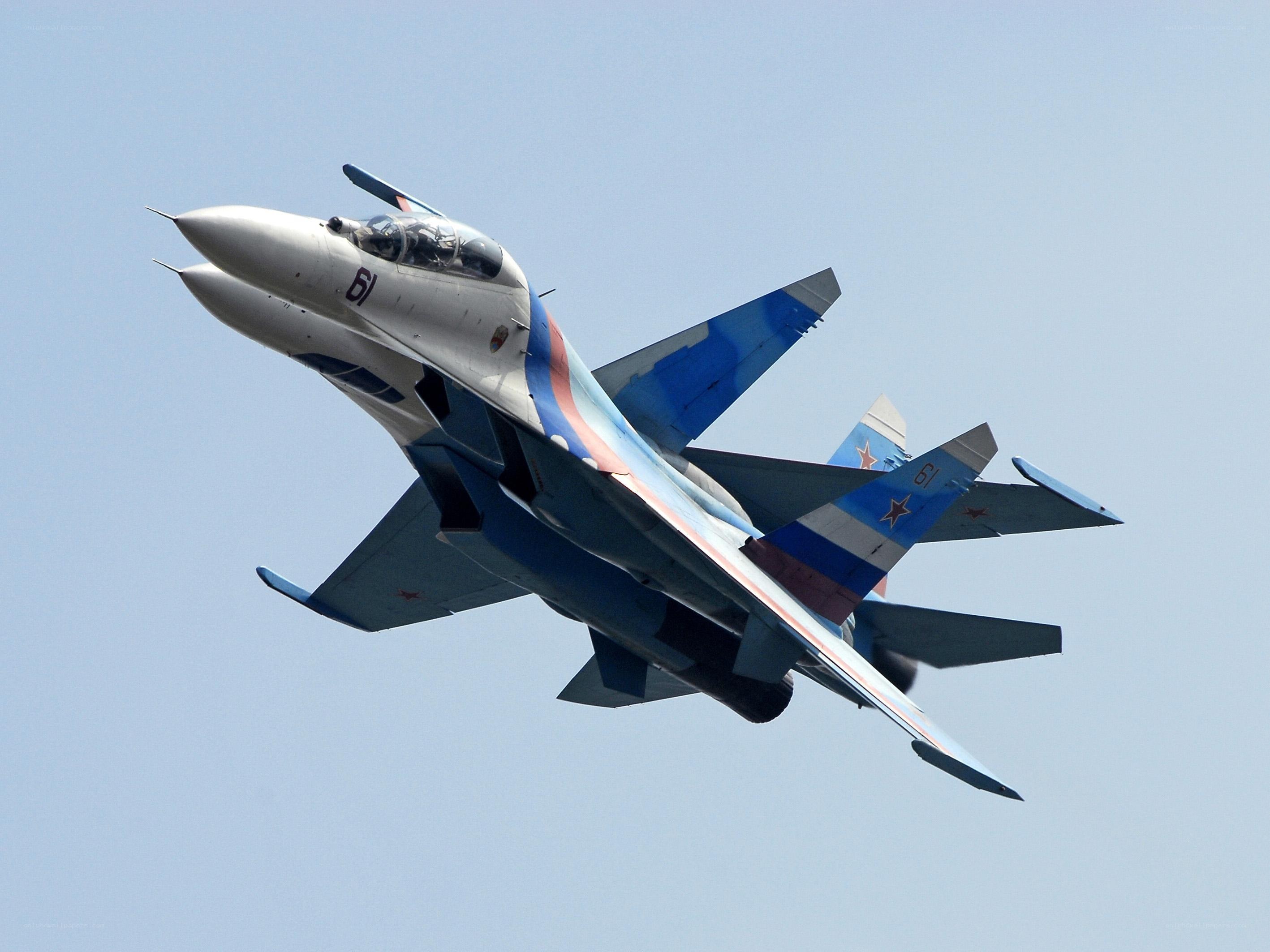 Su-30 fighter jet in flight