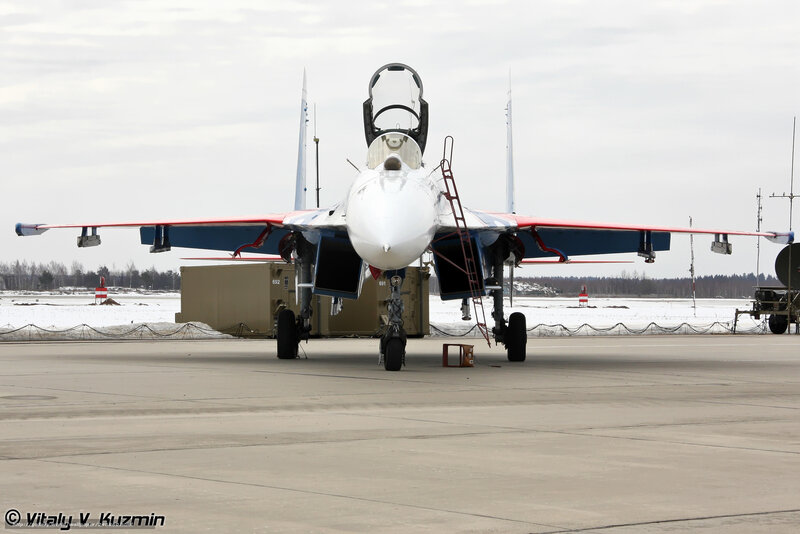 Su-30 Fighter Jet — White, Cold