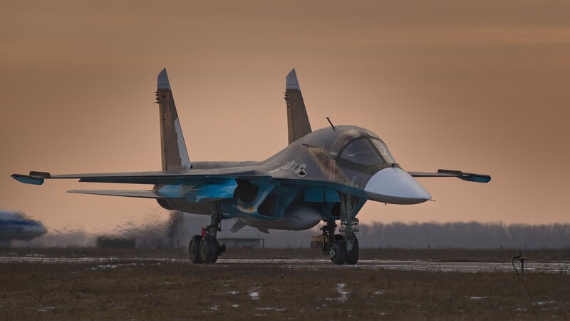 Su-34 Fighter Jet — Brown