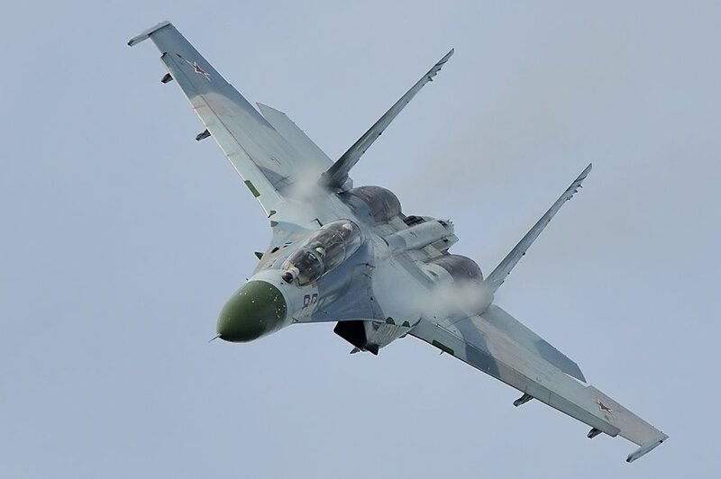Su-34 Fighter Jet — Gray, Dynamic