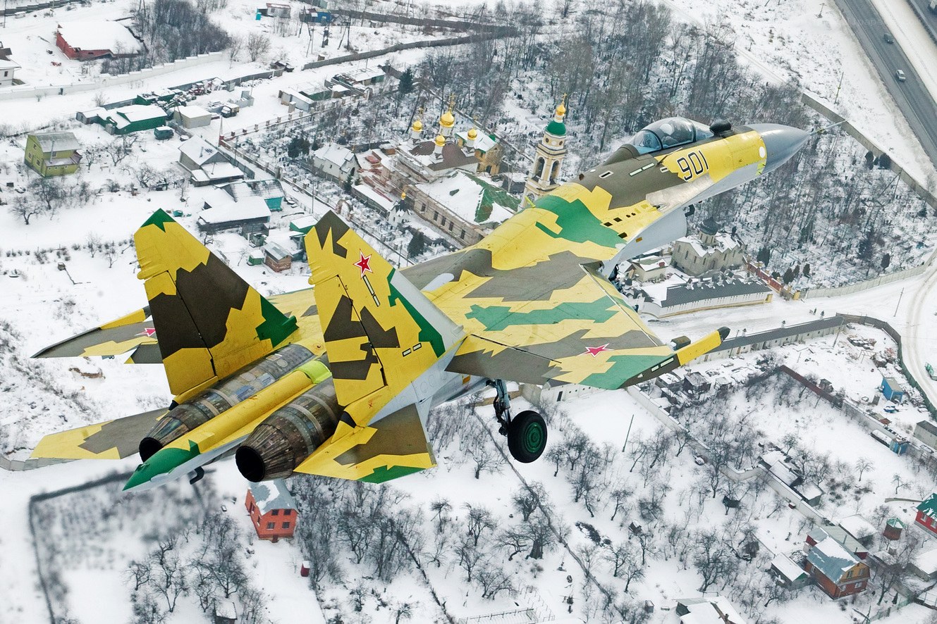 Su-35 fighter jet in flight