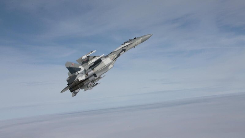 Su-35 fighter jet in flight