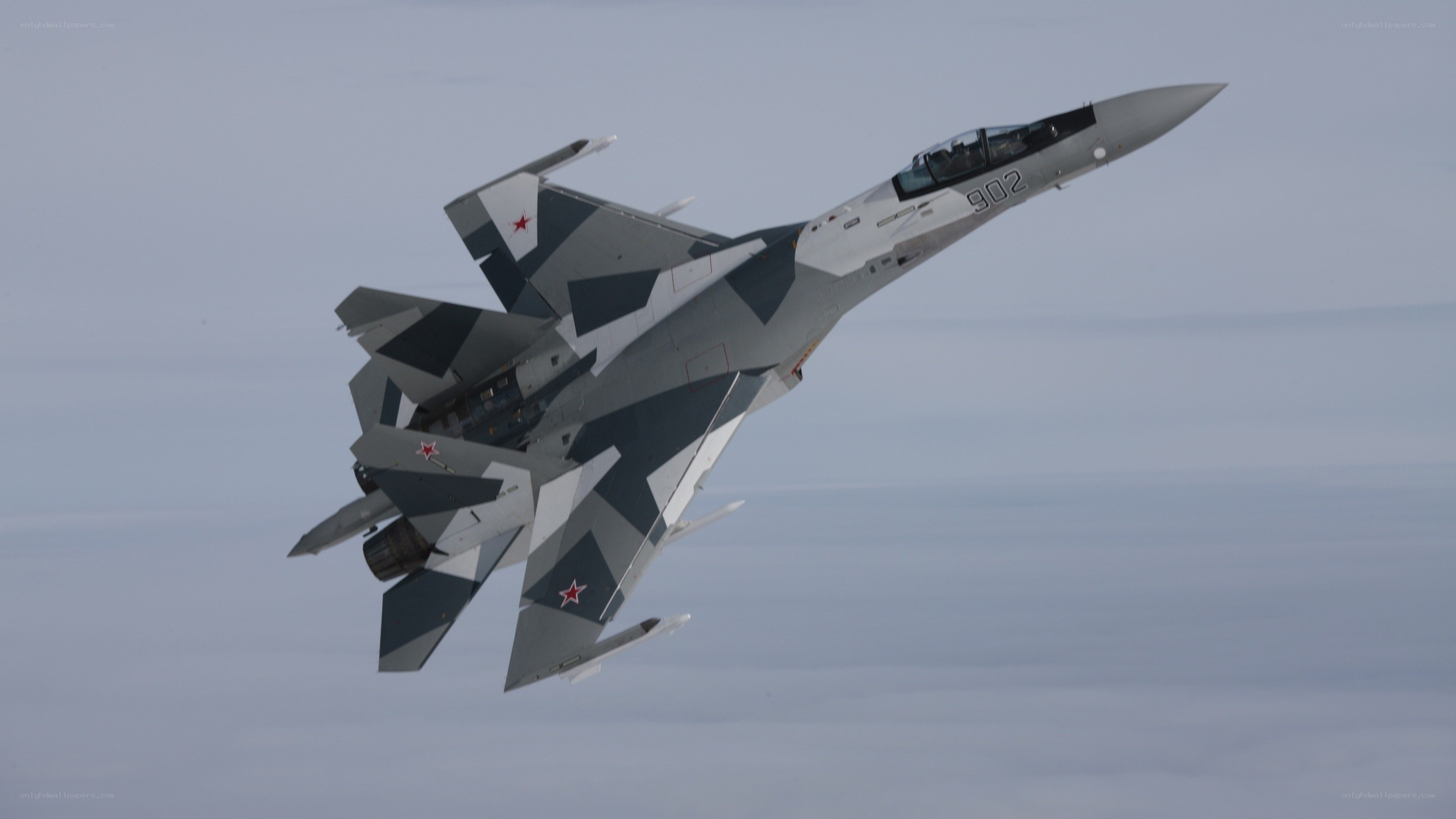 Su-35 fighter jet in flight