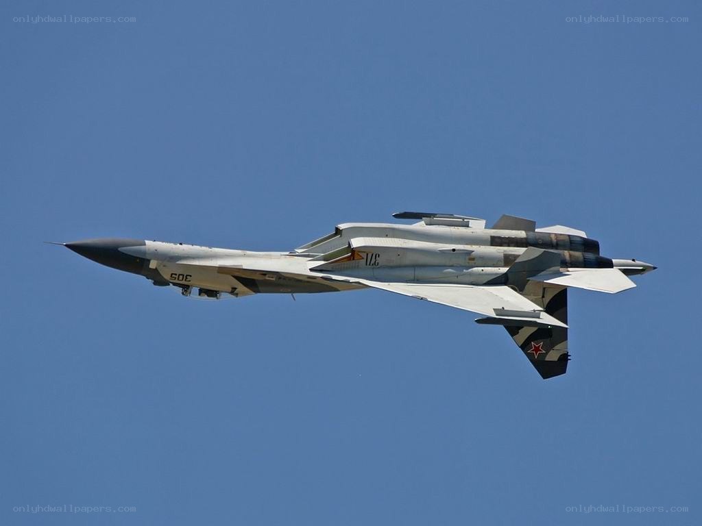 Su-37 fighter jet in flight