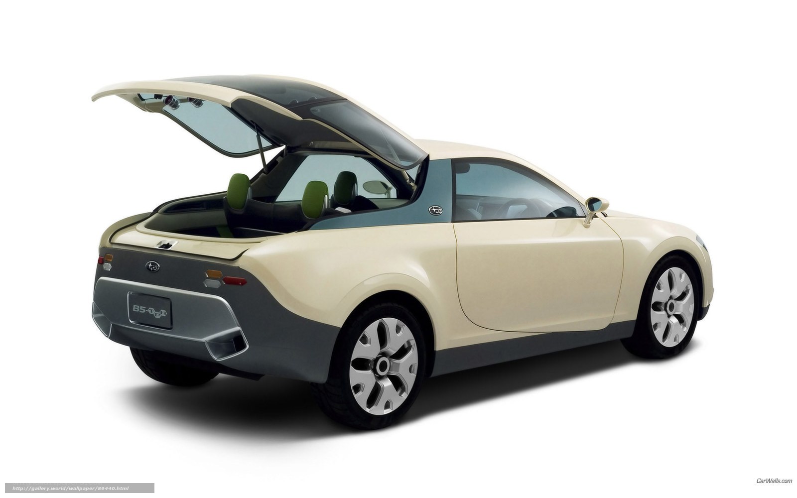 Subaru B5-01 concept car