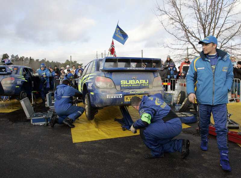 Subaru rally team pit stop