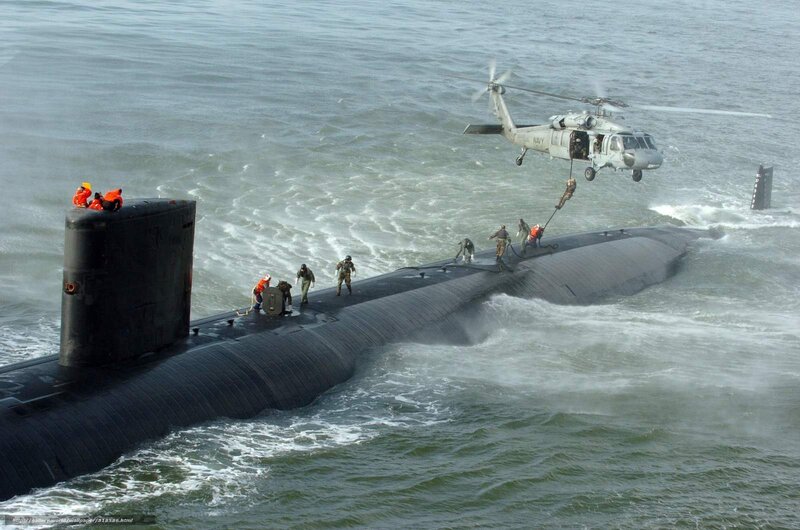 Submarine and helicopter operation