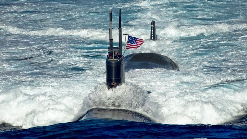 Submarine in Ocean — Blue, Dynamic