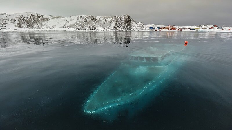 Submarine under Ice
