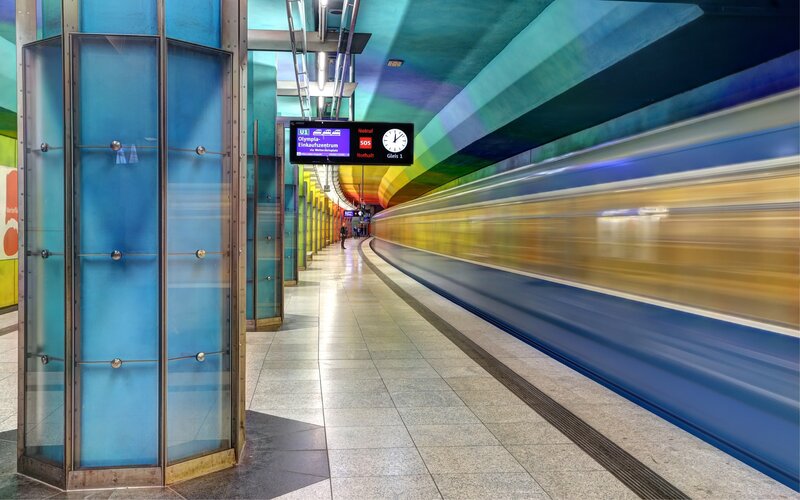 Subway Train in Motion — Blue, Dynamic