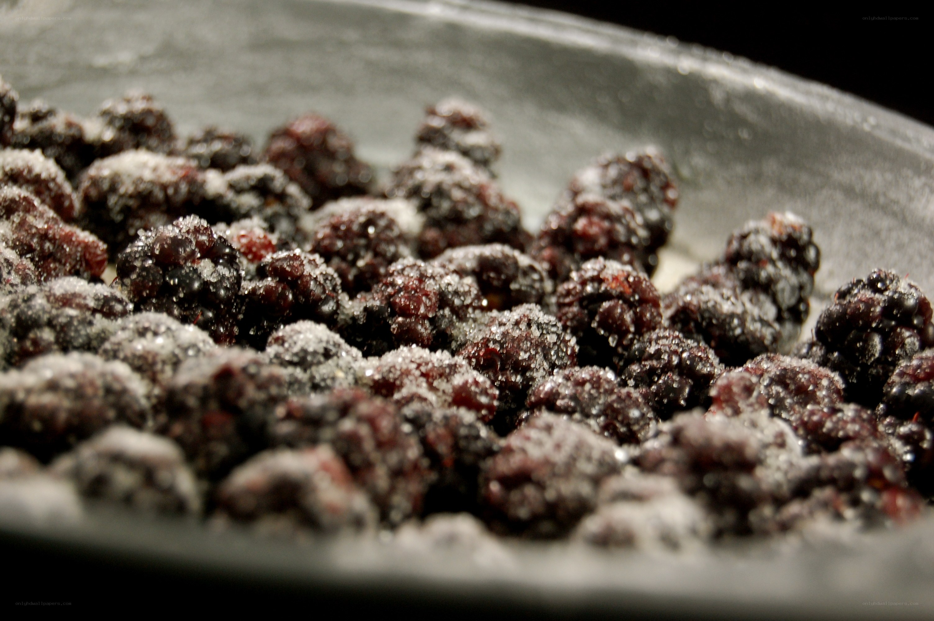 sugared blackberries in a bowl