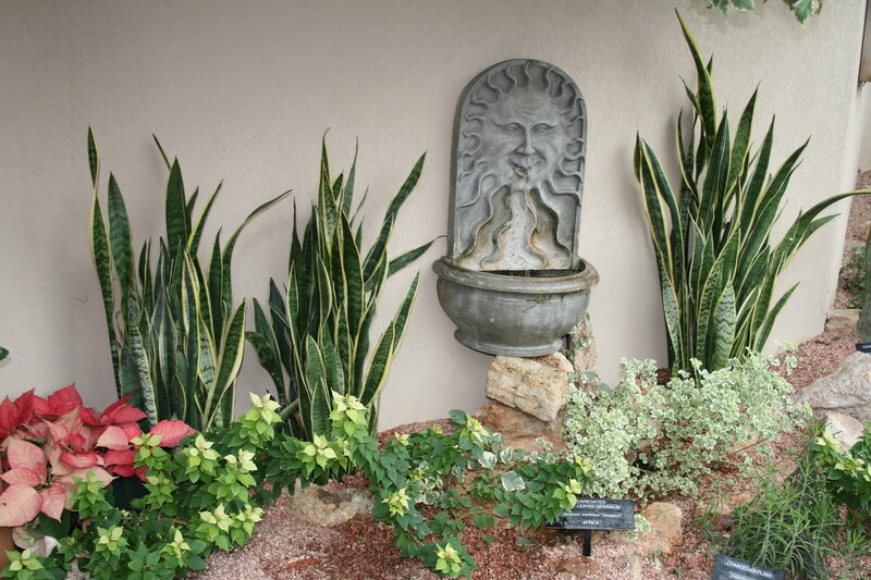 Sun Face Fountain — Green