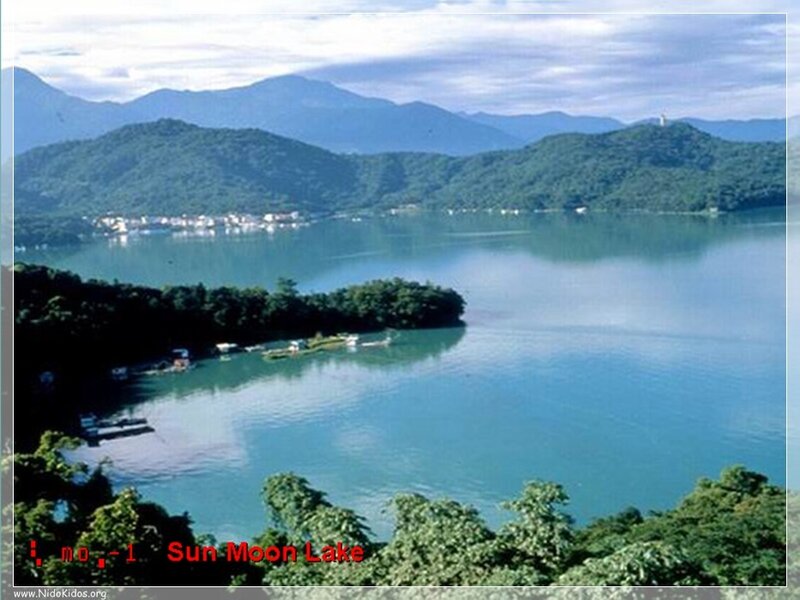 Sun Moon Lake landscape