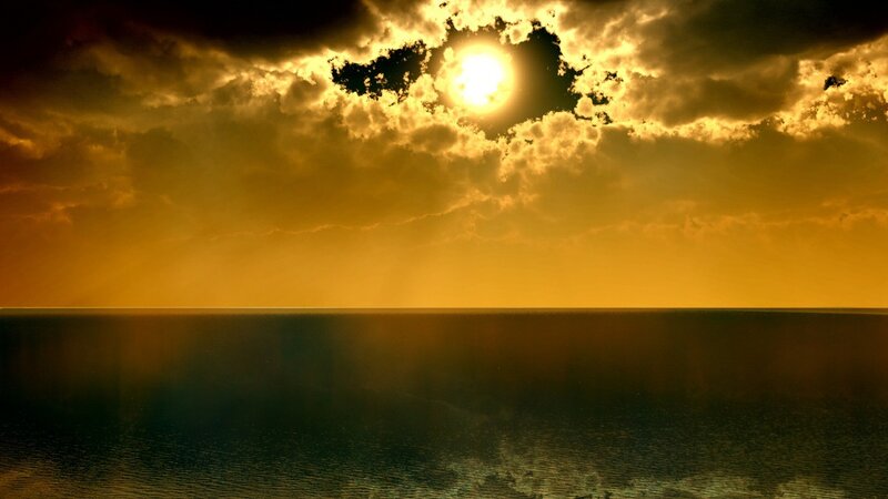 Sun over Ocean — Yellow, Dramatic