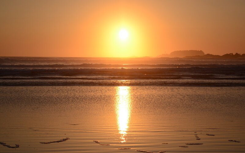 Sun Setting over Ocean — Orange, Serene, Sunset, Photograph, Waves