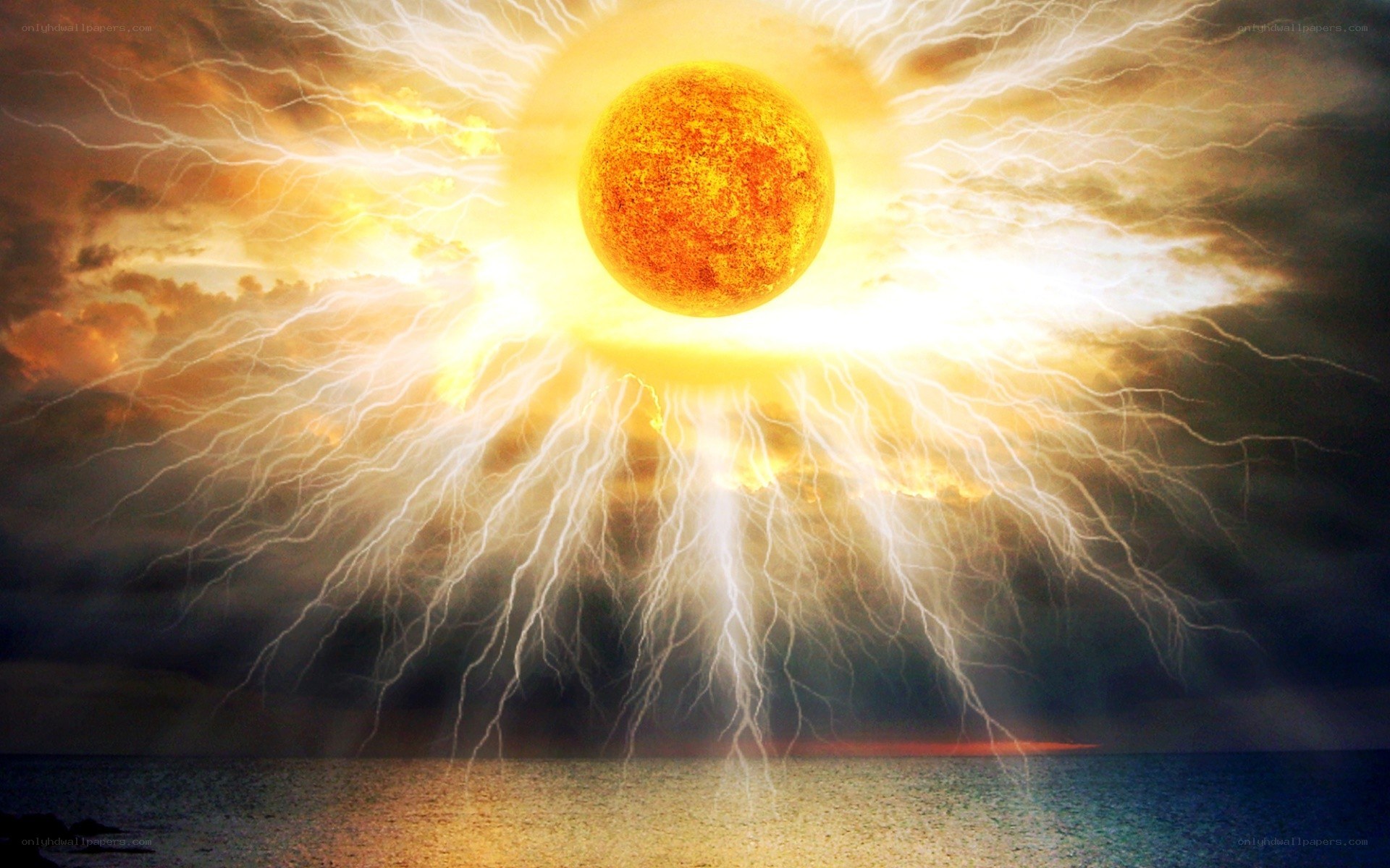 Sun with lightning over ocean