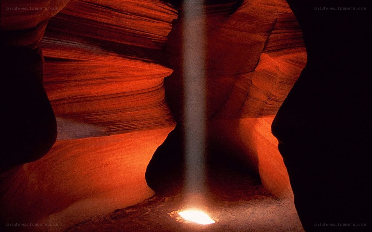 Sunbeam in a sandstone canyon