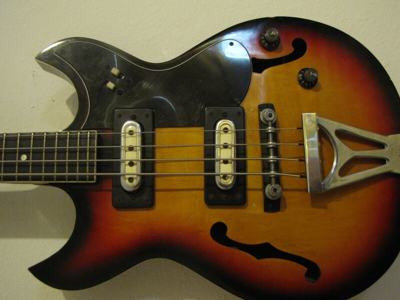 Sunburst Bass Guitar — Brown