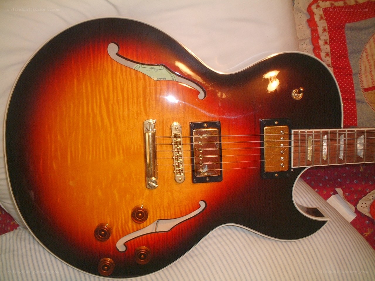 sunburst electric guitar
