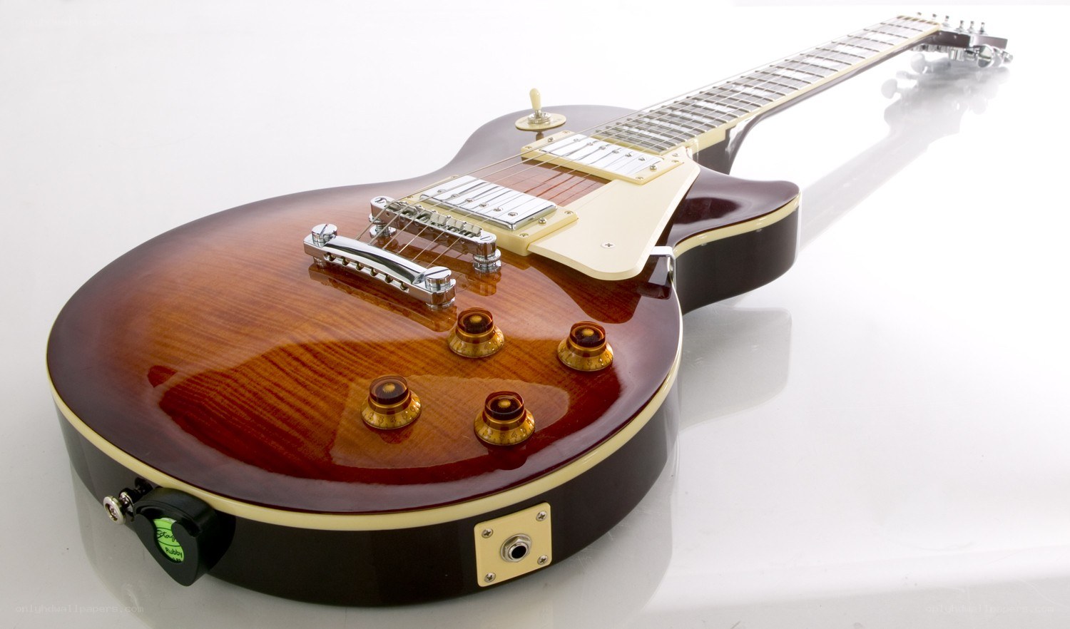sunburst electric guitar