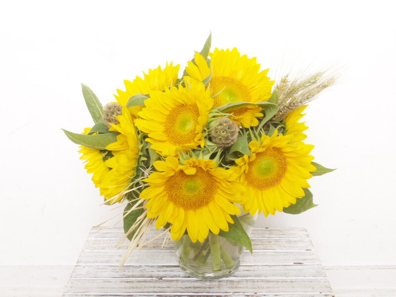 Sunflower Bouquet in Vase — Yellow