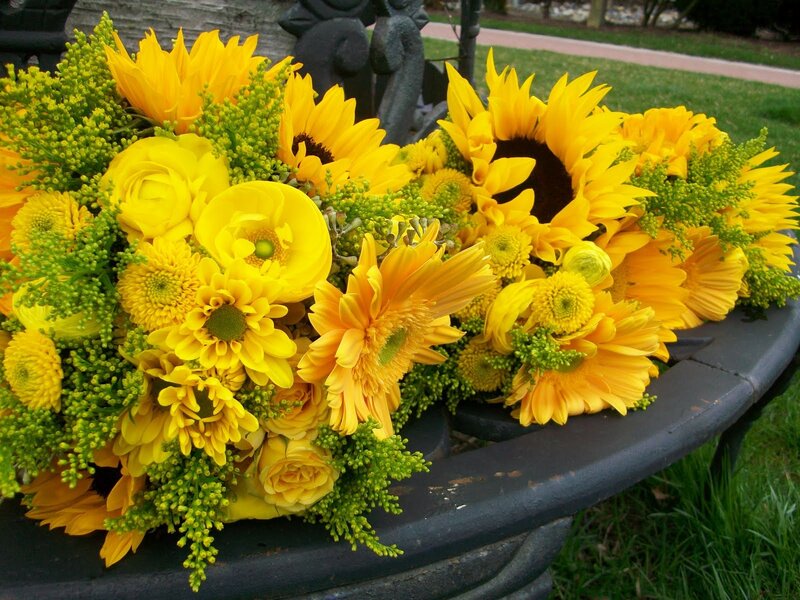 Sunflower Bouquet — Yellow, Bright