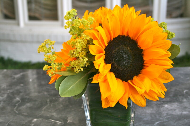 Sunflower Bouquet — Yellow, Calm, Afternoon