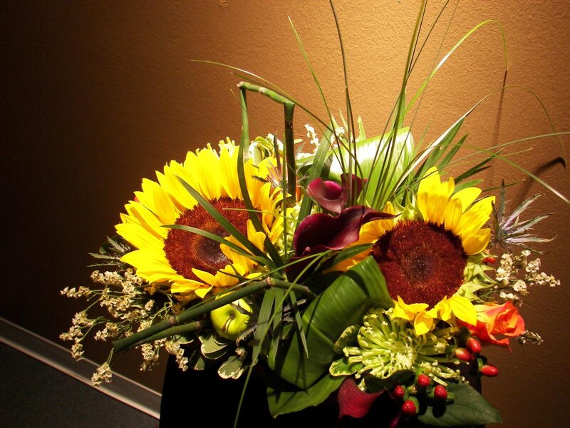 Sunflower Bouquet — Yellow, Warm