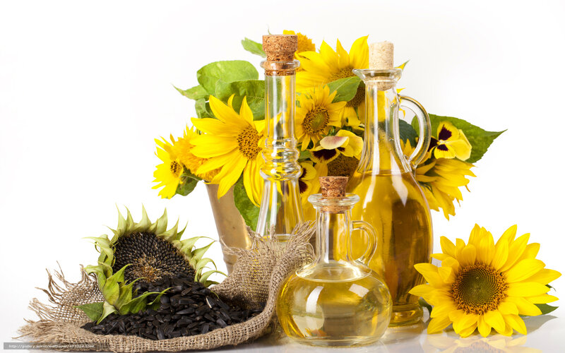 Sunflower oil and flowers