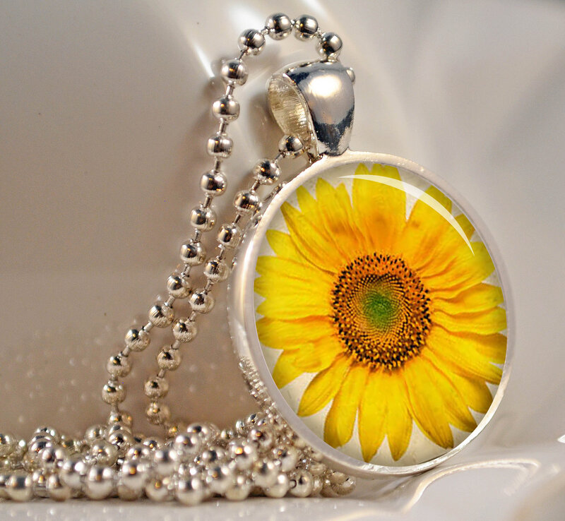 Sunflower Pendant Necklace