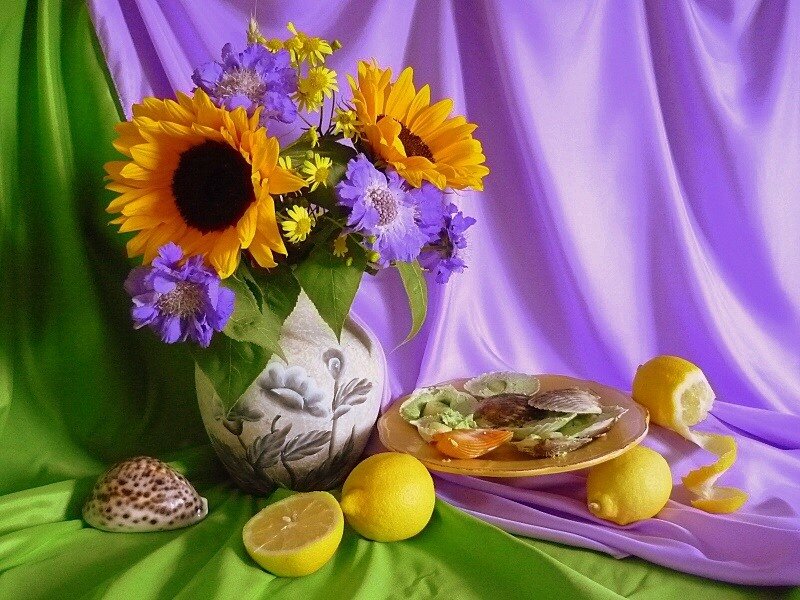 Sunflowers and lemons still life