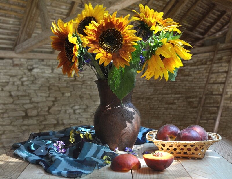 Sunflowers and Peaches — Yellow, Serene