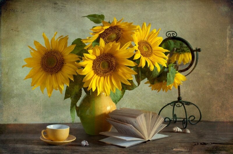 Sunflowers in a Vase — Yellow, Calm, Photograph, Book