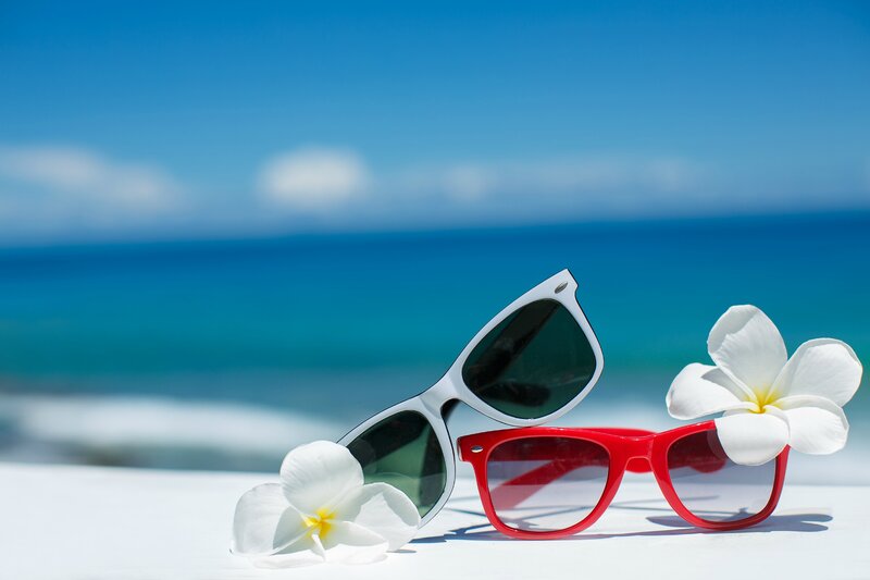 Sunglasses and Flowers — Blue