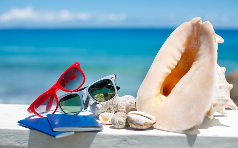 Sunglasses and Seashells — Blue, Relaxed