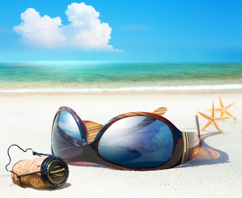 Sunglasses on Beach — Blue
