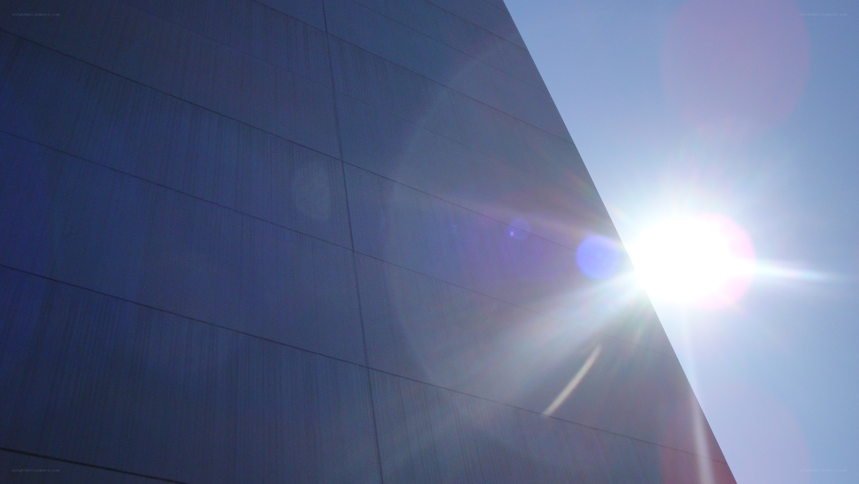 Sunlight on a modern building
