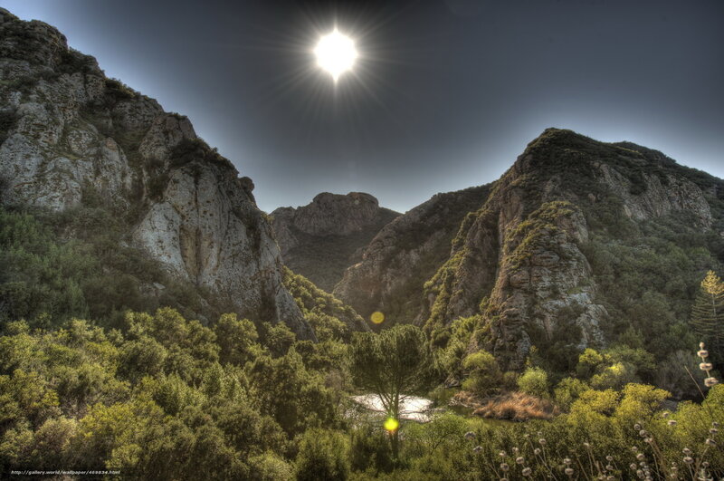 Sunlit Canyon Landscape — Green, Dramatic
