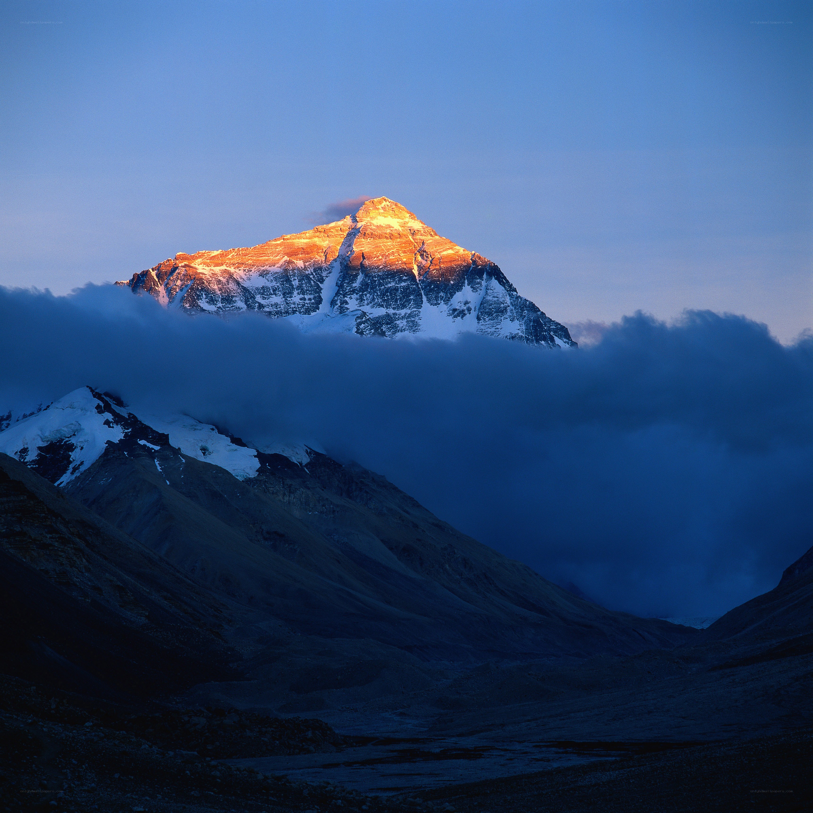 Sunrise on Mount Everest